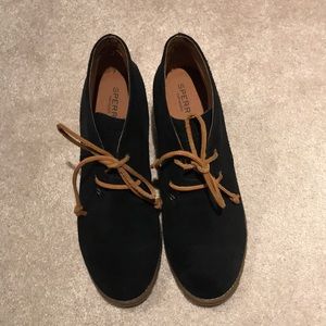 Size 10 Sperry Black and Tan booties